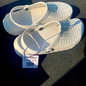 White Sketchers crocks